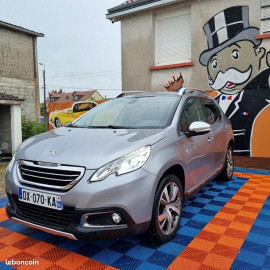 Peugeot 2008 1.2 PURETECH - 12V TURBO Paris 9ème
