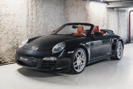 Porsche 911 (997.2) Carrera 4 Paris 16ème