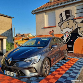 Renault Clio 1.5 BLUE DCI - 8V TURBO Paris 9ème