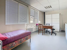 SAINT-LÔ, Local professionnel pour de l'investissement locat st lo