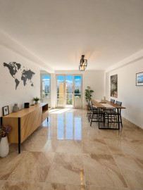 St FOY limite LYON 5 – T4 RÉNOVÉ 70M² • DERNIER ÉTAGE • TERRASSE • CAVE  249 000€ Sainte-Foy-lès-Lyon