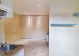 Studio dans une résidence calme, sécurisée, fibre Poitiers