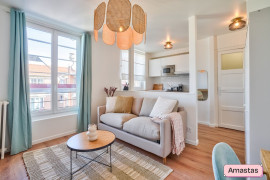 Studio lumineux au dernier étage - CLICHY Clichy