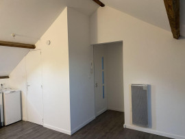Studio lumineux sous les toits Nantes