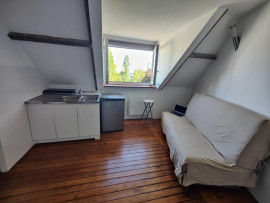 Studio lumineux sur cour calme quartier Châlatres Nantes