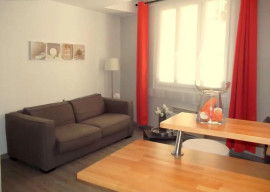 Studio meublé 22m² refait neuf Place des Cardeurs Aix-en-Provence