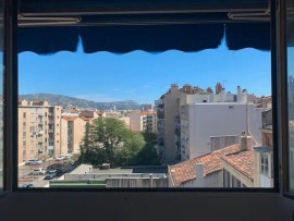 Studio meublé 28m² calme et sans vis-à-vis Marseille 4ème