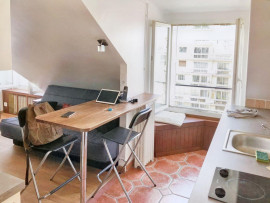 Studio meublé. Boulevard Gouvion Saint Cyr. Paris 17ème