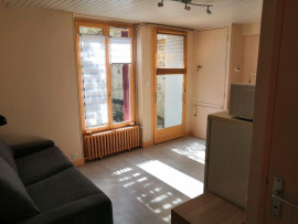 Studio meublé chauffage compris. 18M2 Pontoise