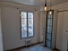 Studio meublé confortable et lumineux. Paris 20ème