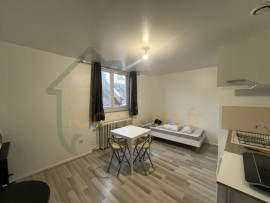 Studio meublé proche Champs Elysées Saint-Quentin