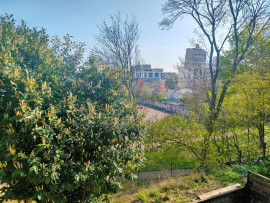 Studio meublé refait à neuf vue sur parc Ivry-sur-Seine