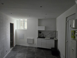 STUDIO neuf à Louer Saint-Étienne