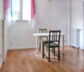 Studio très ensoleillé, proche Paris Neuilly-Plaisance