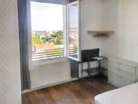Studio très lumineux avec une belle vue Le Perreux-sur-Marne