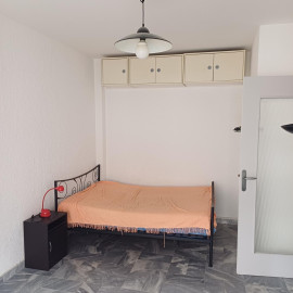 Studio type F1 calme près fac valrose Nice