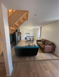 Superbe 2P meublé 44m² en duplex refait à neuf Gex