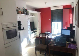 SUPERBE 2P MEUBLE BORDEAUX LES CHARTRONS Bordeaux