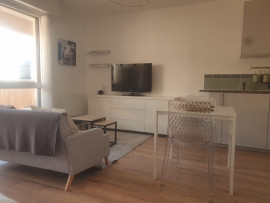 T1 bis meublé de 31 m². Balcon 8 m². Bordeaux