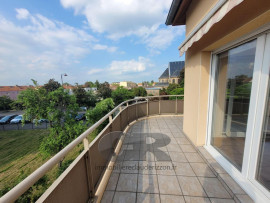 t2 a louer - metz devant les ponts metz