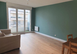 T2 avec balcon, près Stade de France Saint-Denis