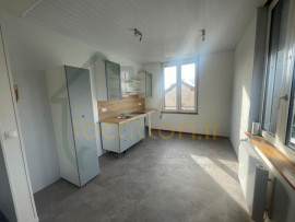 T2 en duplex de plus de 40m2 situé en centre-ville de Saint-Quentin Saint-Quentin