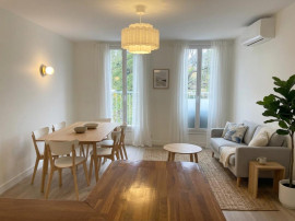 T2 meublé 42 m² –Cassis centre– première location Cassis