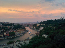 T3bis 67m² appartement vue exceptionnelle balcon Lyon 9ème