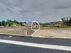 Terrain à bâtir libre constructeur Sénas