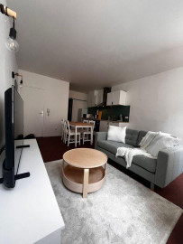 Très beau T2 de 36m2 entièrement rénové et meublé Marseille 2ème