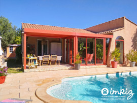 Villa + piscine Rustiques