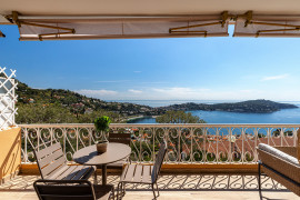 VILLEFRANCHE SUR MER -3 pièces entièrement rénové Villefranche-sur-Mer