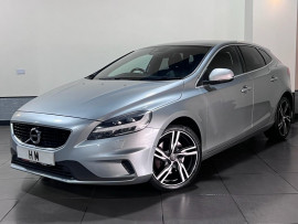 Volvo V40 1.5 T2 GPF R-Design Pro Hatchback 5dr Petrol Auto Euro 6 (s/s) (122 ps) Wigan, Greater Manchester
