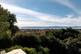 . Saint Laurent Du Var