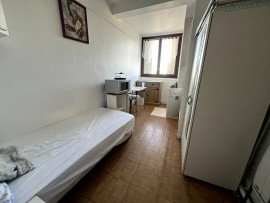 2 chambres de service au pied de RER A Nanterre ville (loyer tout inclus) Nanterre