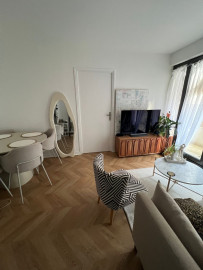 2 pièces balcon Courbevoie