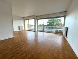 5 pieces en dernier etage Maisons-Laffitte