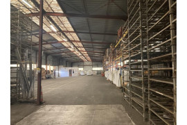 À louer – Entrepôt de 2 700 m² à Issoudun – Indre (36) Issoudun