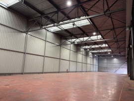 À louer – Local d'activités de 1 000 m² dans la zone d'activités de Marcel Doret à Calais – Pas-de-Calais (62) Calais