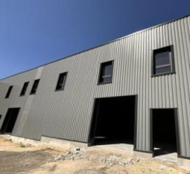 À louer – Local d'activités de 104 m² à Vedène – Vaucluse (84) Vedène