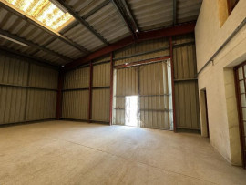 À louer – Local d'activités de 400 m² à Vedène – Vaucluse (84) Vedène
