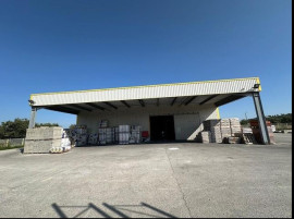 À vendre ou à louer – Entrepôt de 1 427 m² à Vedène – Vaucluse (84) Vedène