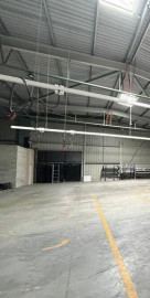 À vendre ou à louer – Site industriel de 9 000 m² à Bollène – Vaucluse (84) Bollène