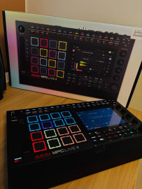 Akai - MPC Live III Saint-Clément-sur-Durance