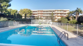 ANTIBES 2 PIECES MEUBLE PARKING ET CAVE Antibes