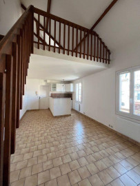 Apparemment en duplex 2 pièces Bagneux centre Bagneux