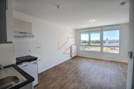 Appartement 2 pièces 37m²  avec parking Évry-Courcouronnes