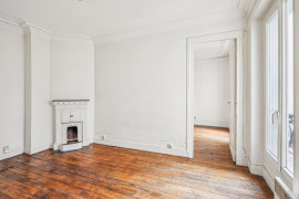 Appartement 2 pièces - 32,39 m2 - Paris 18e Paris 18ème