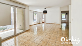 Appartement 3 pièces avec balcon, garage possible Lyon 8ème
