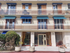 Appartement 3 pièces rénové de 63,87 m² — balcon, parking, résidence avec gardien Saint-Maur-des-Fossés
